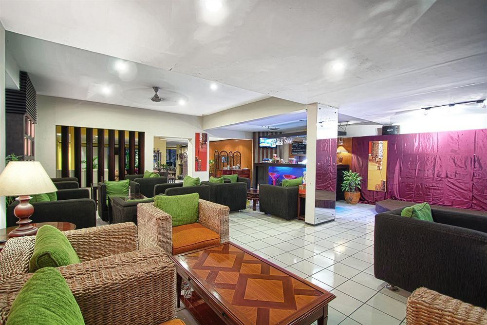 Hotel Montana Malang Exterior photo